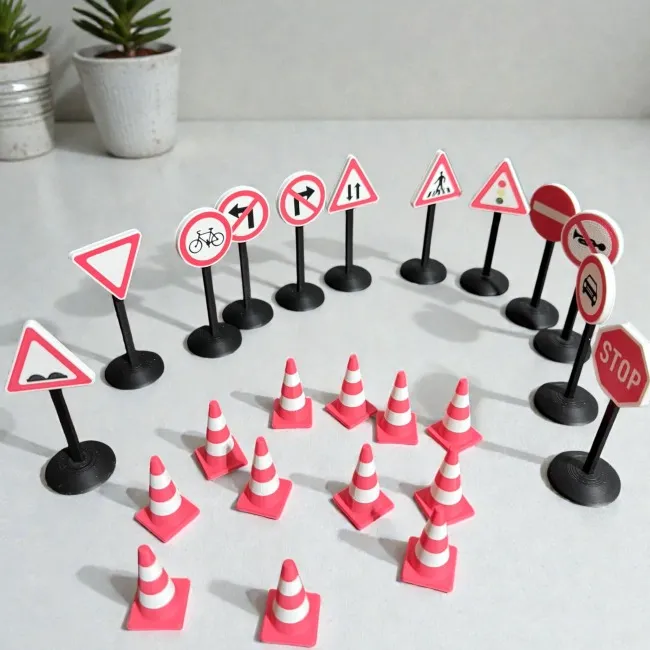 3D Baskı Mini Trafik İşaretleri Duba| Oyuncak Duba | Trafik Eğitim Aksesuarı | Maket, Araba Seti 10 cm 24 lü Set