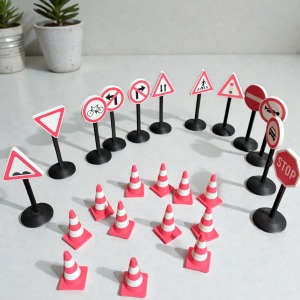 3D Baskı Mini Trafik İşaretleri Duba| Oyuncak Duba | Trafik Eğitim Aksesuarı | Maket, Araba Seti 10 cm 24 lü Set